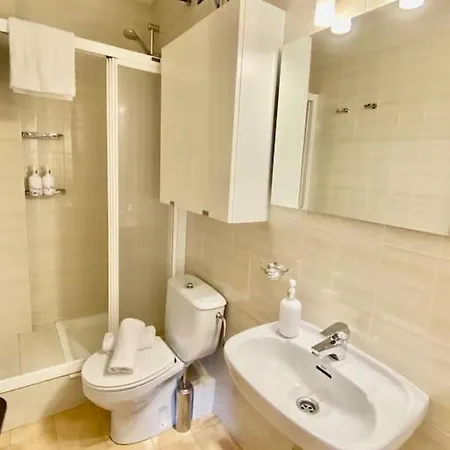 Super Exterior, Vistas, Amplio Y Muy Agradable! *