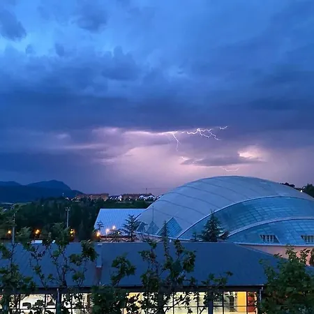 Super Exterior, Vistas, Amplio Y Muy Agradable!