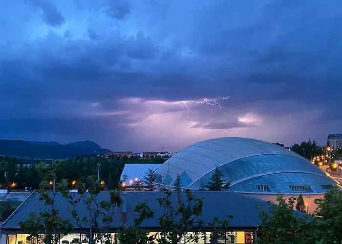 Super Exterior, Vistas, Amplio Y Muy Agradable!